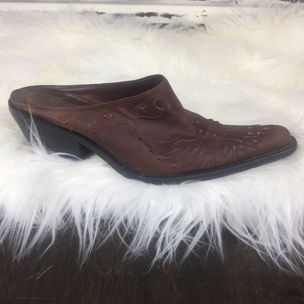 MIA MULES IN DARK BROWN LEATHER, EAGLE DESIGN-sz6
